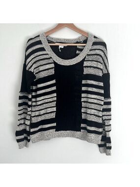 BCBG Generation Knit Sweater Long Sleeves Striped Black Grey  Size Small